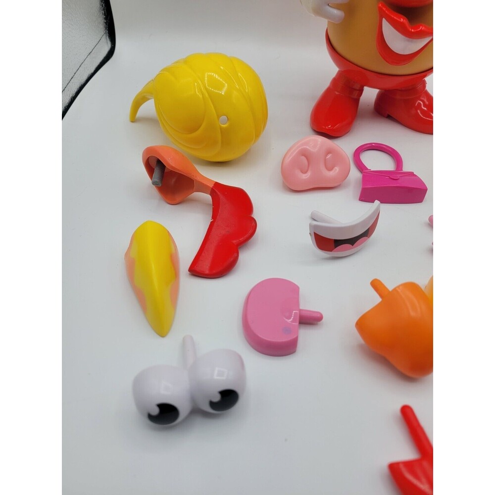 Mr Potato Head W/ 28 Accessories - Picture 2 of 6